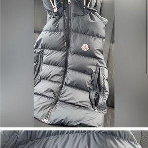 Moncler vest